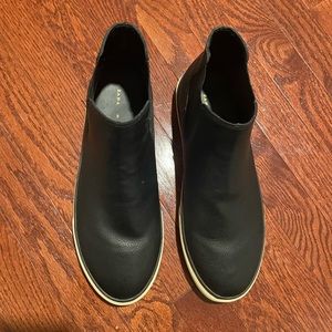 Zara Men’s High Top Slip On Black Synthetic Leather Sneaker NWT.